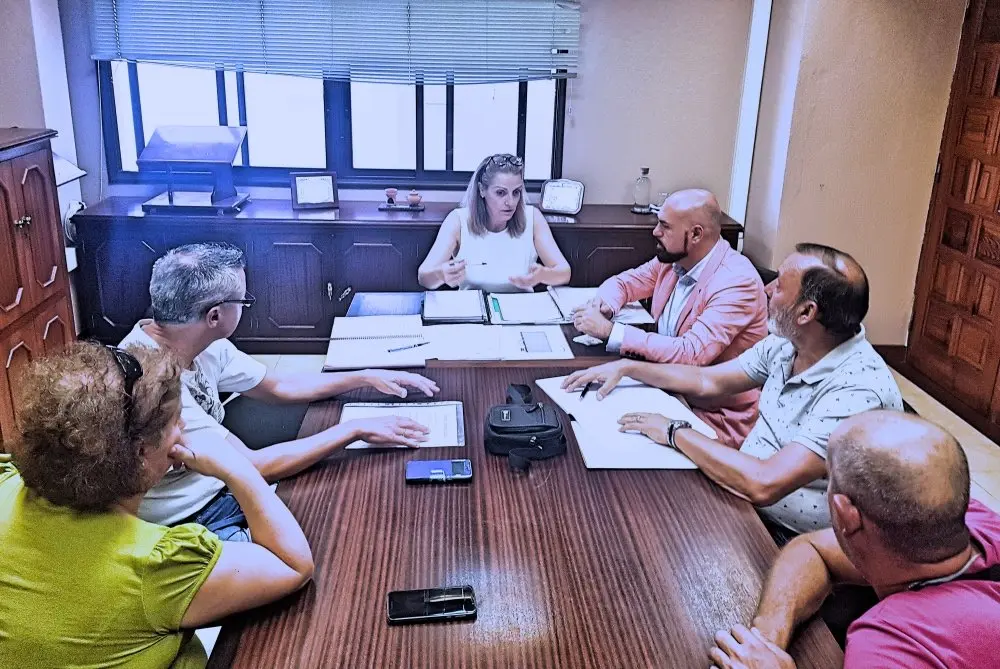 Reuni&oacute;n federaci&oacute;n AAVV Puerto de la Cruz _Fotor