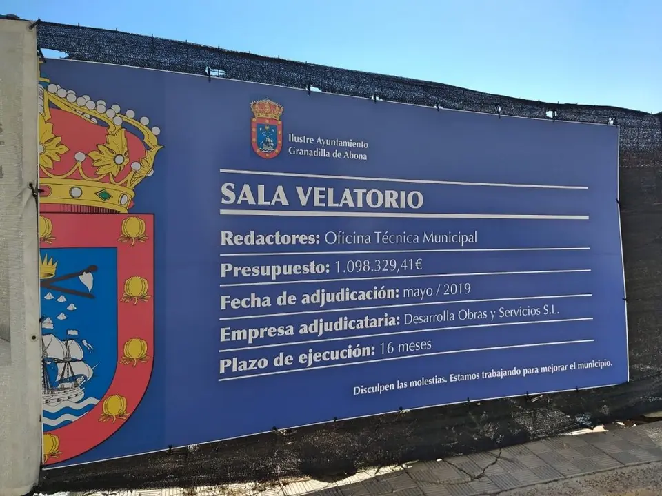 Informaci&oacute;n sobre el proyecto de las Salas Velatorio en Granadilla de Abona (Imagen tomada por Cs)_Fotor