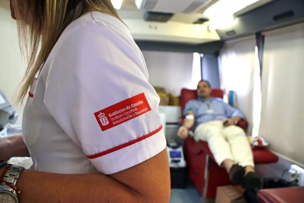 Sangre donaci&oacute;n Unidad m&oacute;vil del ICHH-4_Fotor