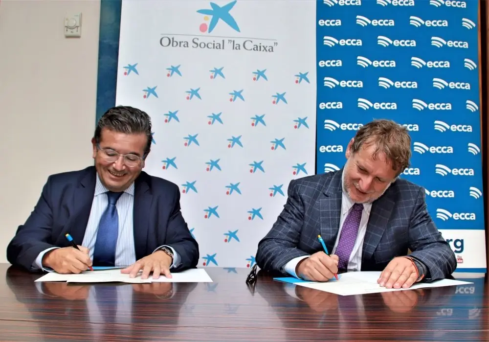 Caixa ecca _firma_1_Fotor