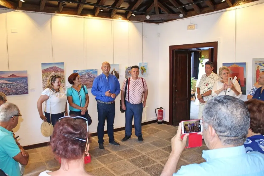 Exposici&oacute;n colectiva_Fotor