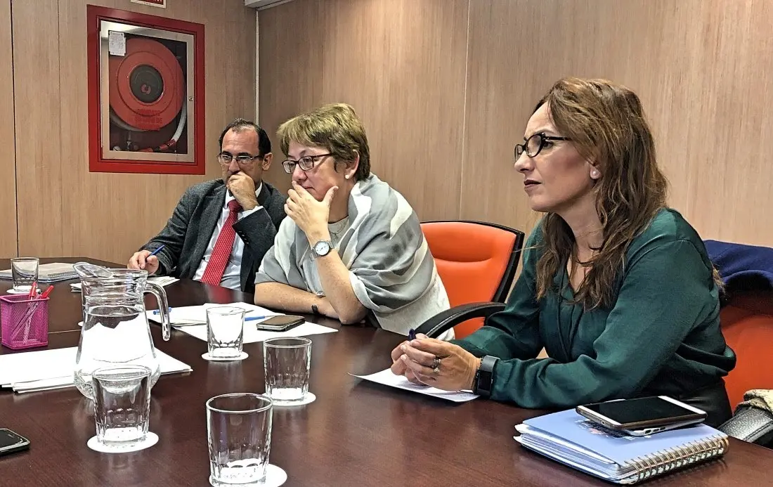 Delgado y Vilauriz durante una reuni&oacute;n en el Ministerio de Agricultura y Pesca_Fotor