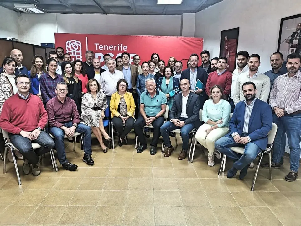PSOE ARICO Reuni&oacute;n insular_Fotor