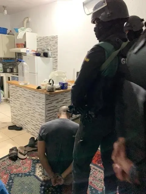 La Guardia Civil detiene en Tenerife a un presunto yihadista _04_Fotor