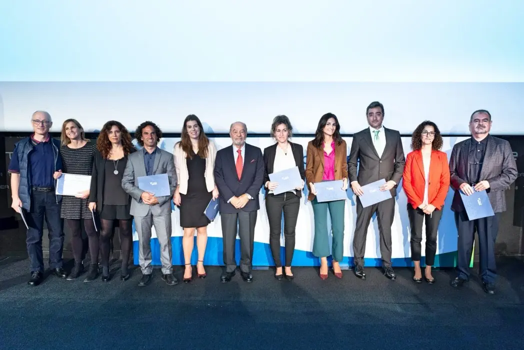 Foto de familia premiados_Fotor
