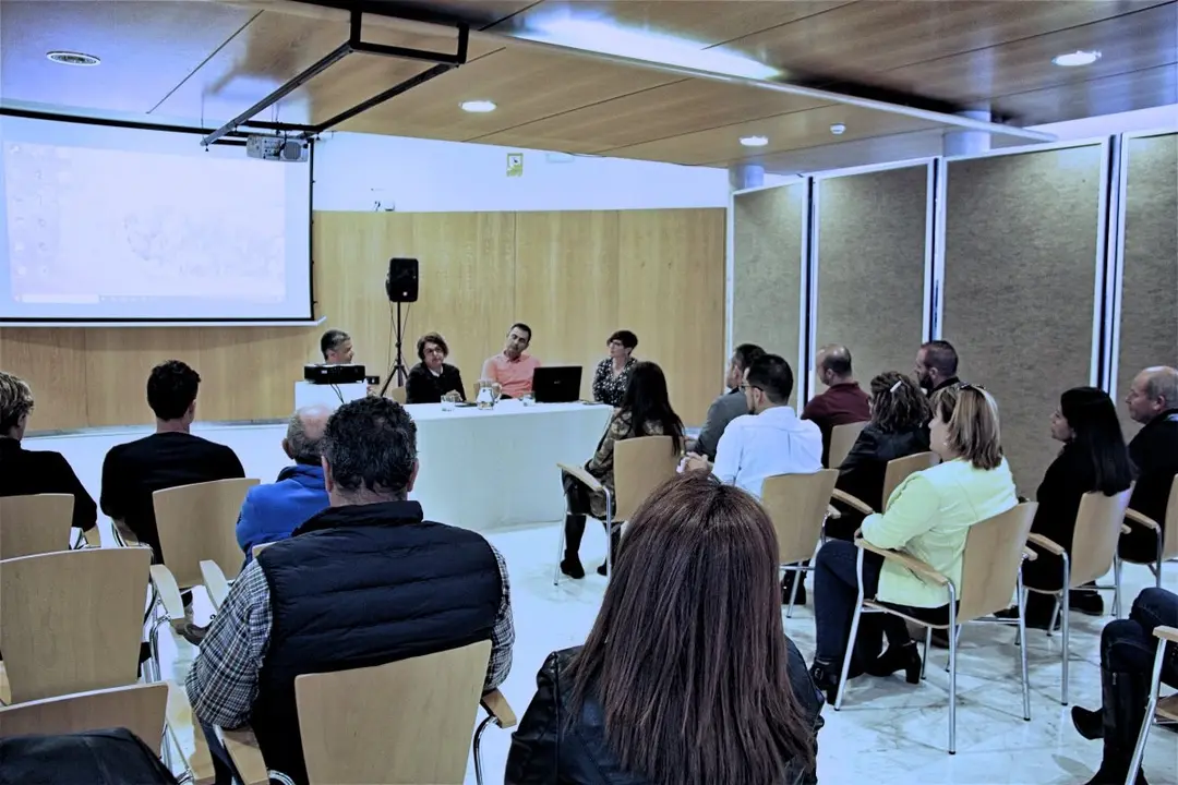 Presentaci&oacute;n topogu&iacute;as 2_9884_Fotor