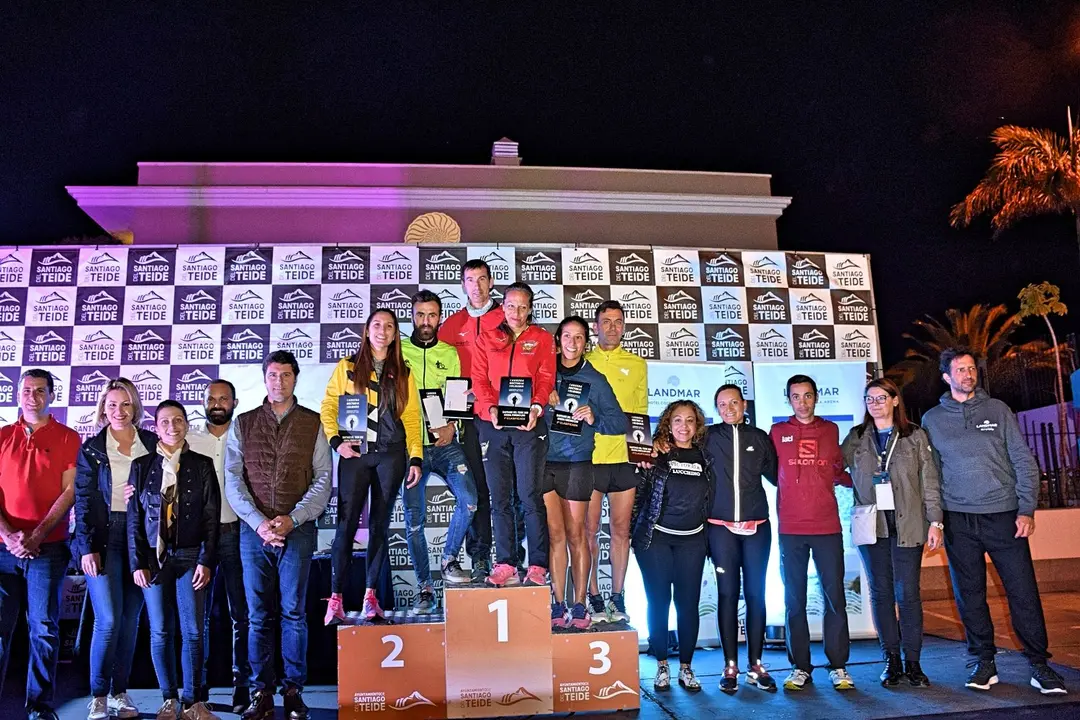 Podium carrera de 6,5 km_Fotor