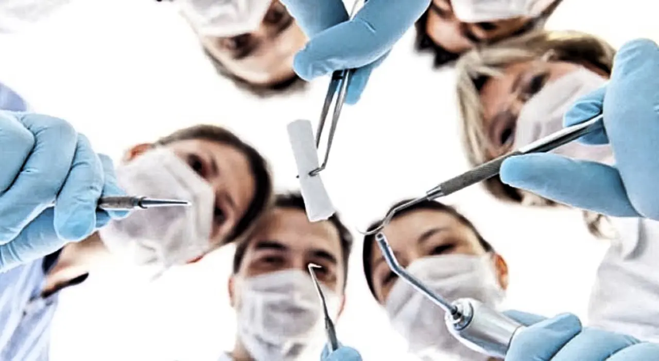 dentistas_Fotor