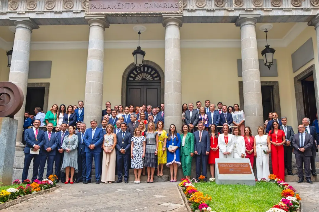 Parlamento Canarias 1, 3 JULIO 2019_Fotor