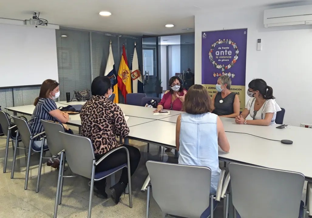 Entrega premios concurso violencia g&eacute;nero, 1_Fotor