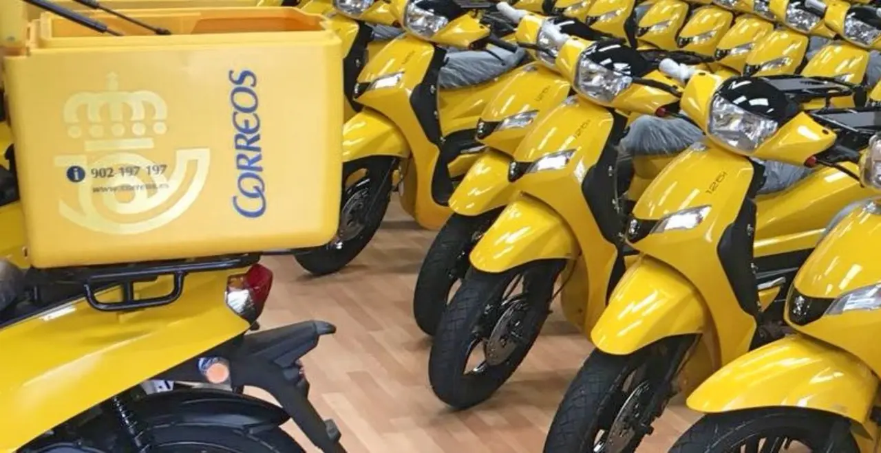 Motos correos PEUGEOT TWEET 125cc_Fotor