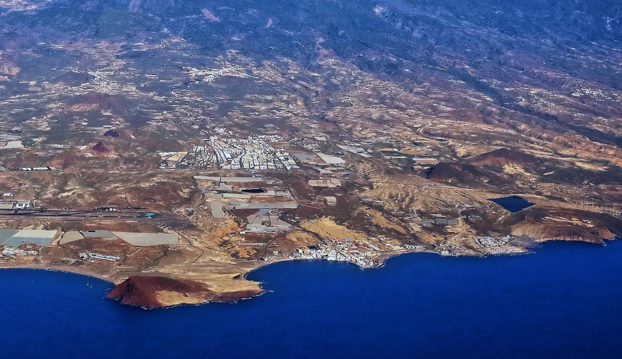 Fotograf&iacute;a a&eacute;rea Municipio de Granadilla de Abona, Tenerife _Fotor
