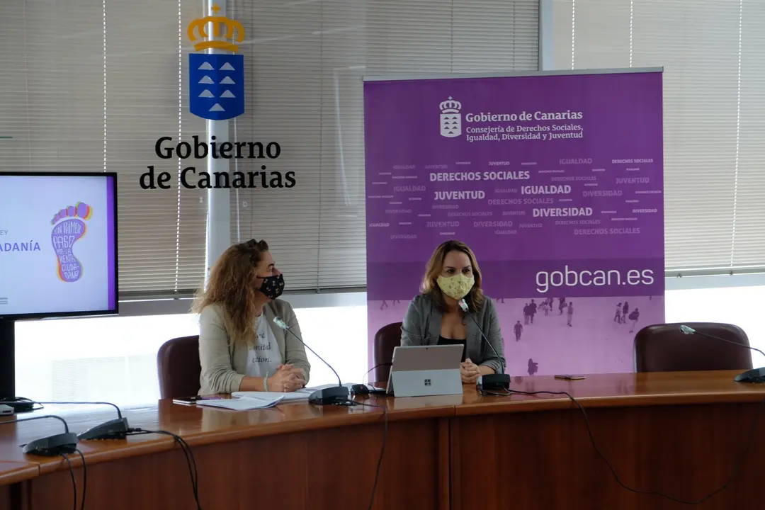Noem&iacute; Santana y Gemma Mart&iacute;nez RP Anteproyecto ley Renta de ciudadan&iacute;a_Fotor