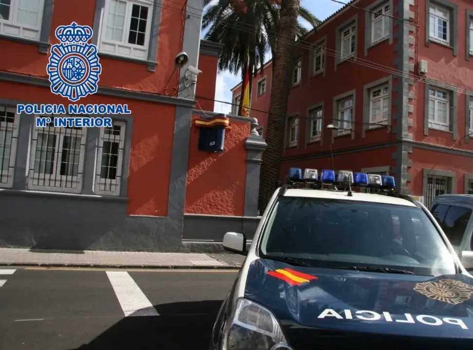 Polic&iacute;a Nacional Laguna 15k_Fotor