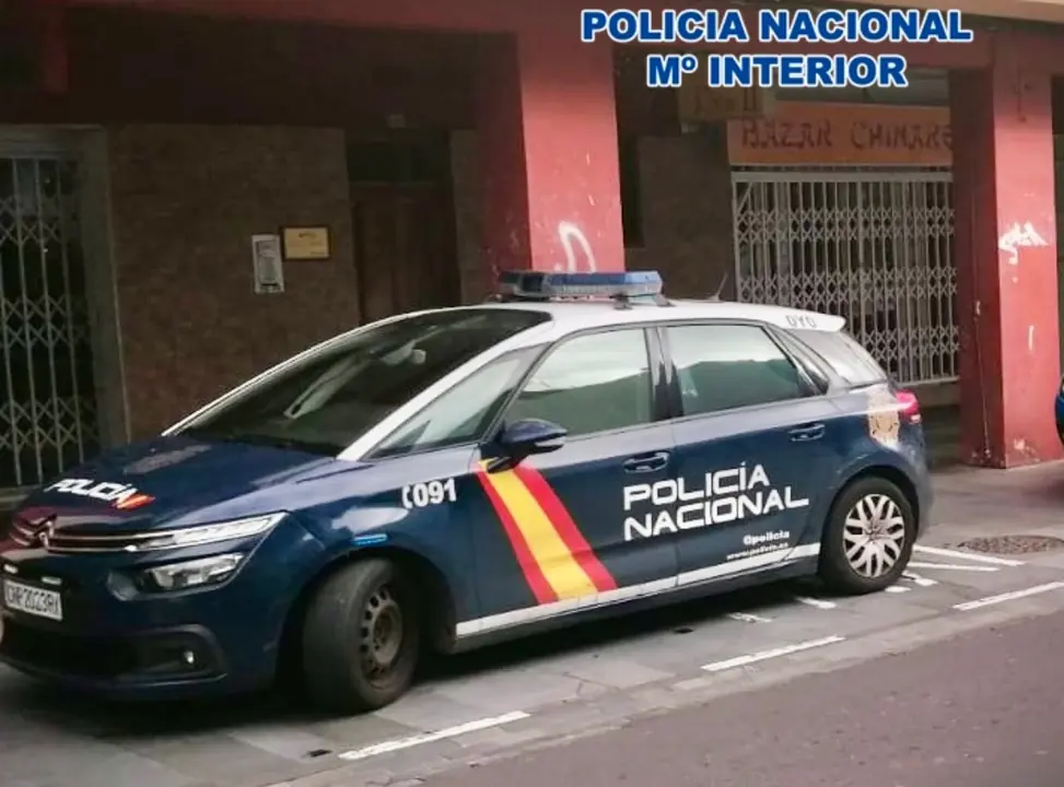 Polic&iacute;a nacional Laguna b8f5e5e4_Fotor