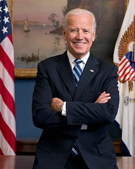 Biden -8_Fotor