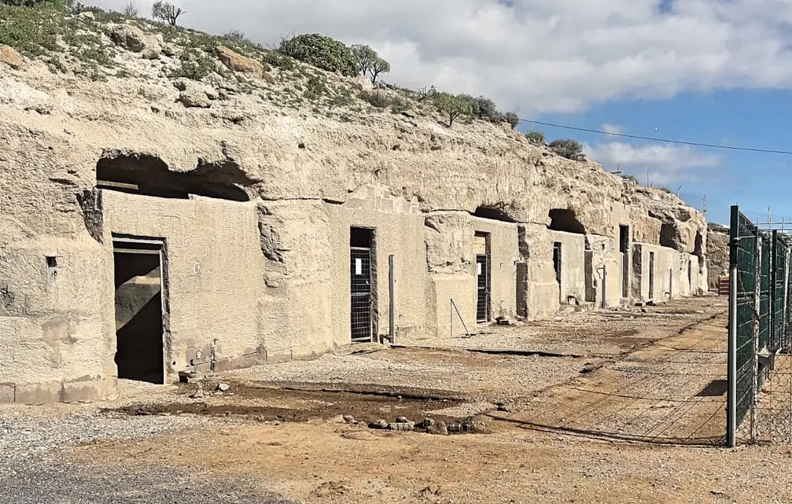 Tierra Blanca-Im&aacute;genes de hoy de la zona donde se han comenzado a retirar las antiguas jaulas_Fotor