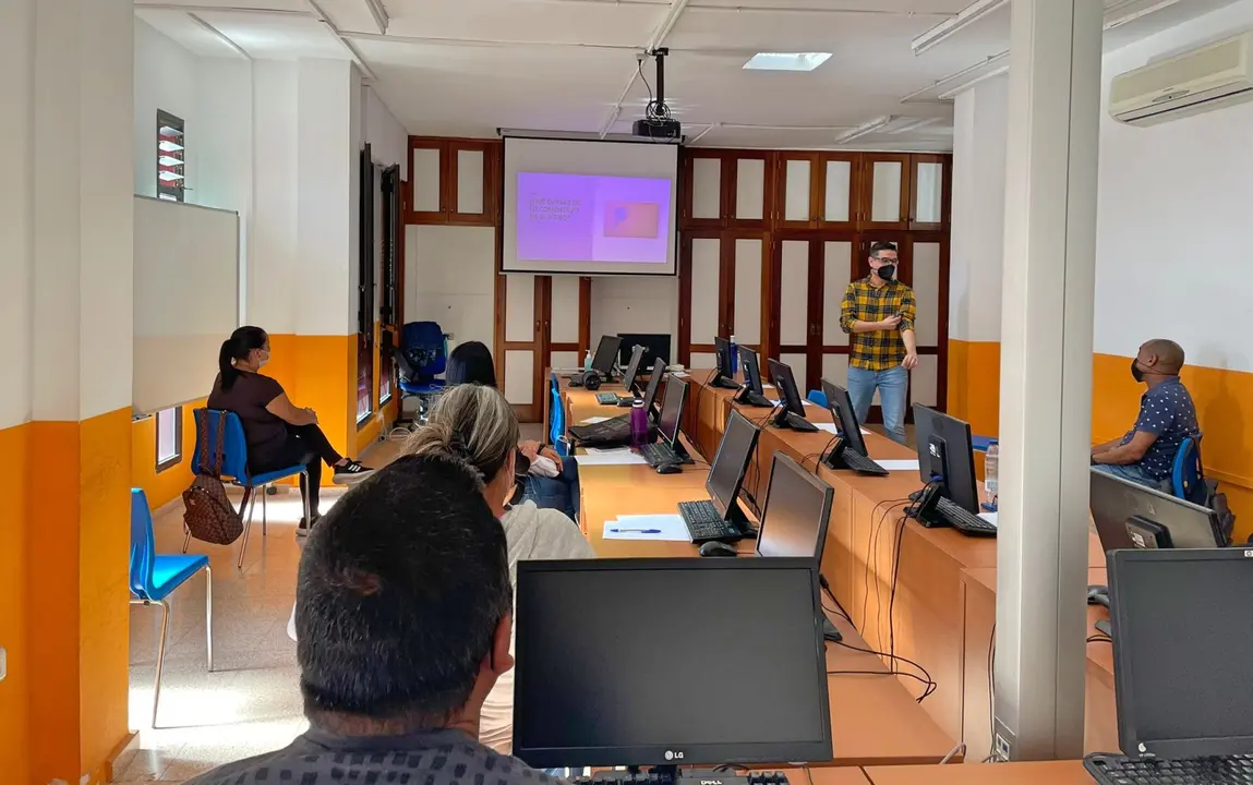 Cursos Gu&iacute;a de Isora _Fotor