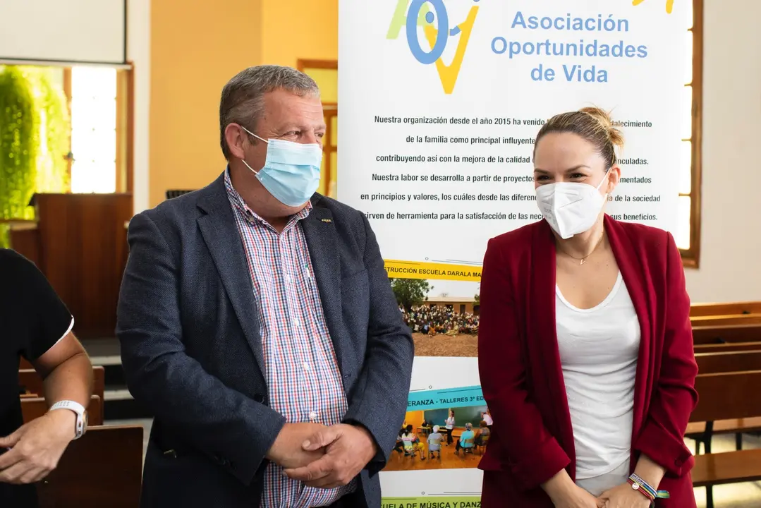 Las Palmas de Gran Canaria 12/04/21.-  La consejera de Derechos Sociales, Igualdad, Diversidad y Juvetud del Gobierno de Canarias, Noem&iacute; Santana, visita la Asociaci&oacute;n Oportunidades de Vida.