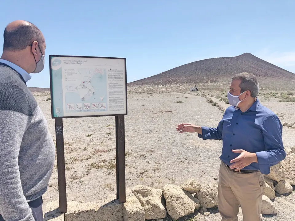 Visita Valent&iacute;n Gonz&aacute;lez &Eacute;vora y Marcos Gonz&aacute;lez a Monta&ntilde;a Roja_Fotor