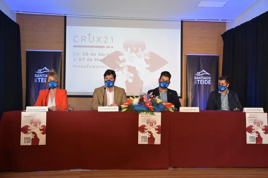 El Alcalde presentando el evento CRUX21_Fotor