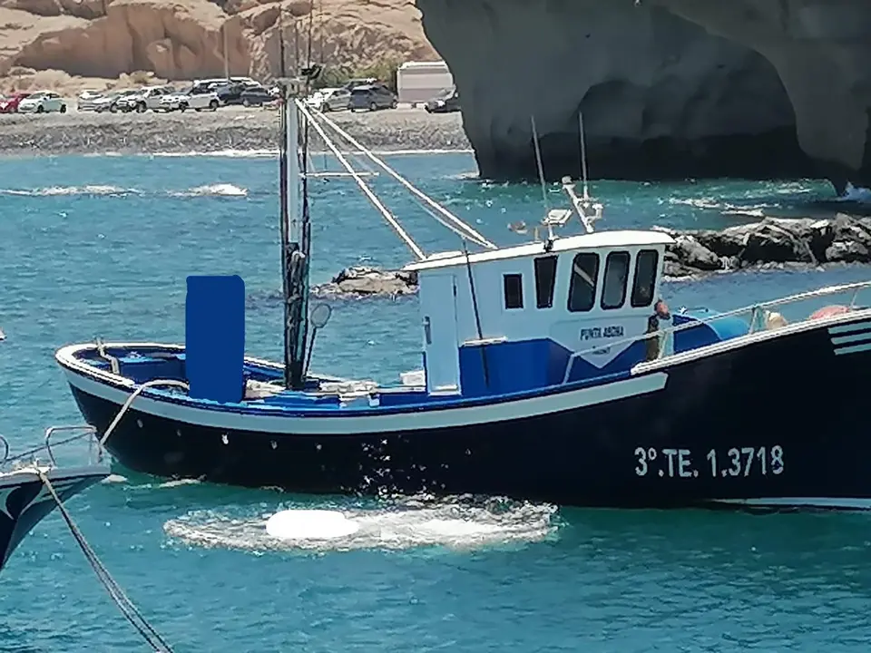 Barco pesquero de Francis 633f3f62_Fotor