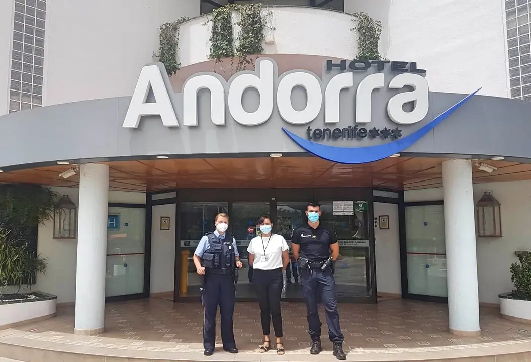 12072021 polizei alemana en el hotel Andorra_Fotor