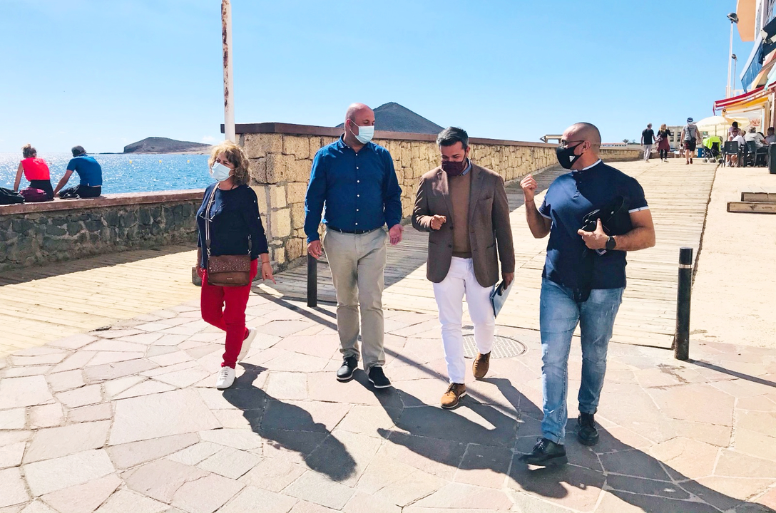 Oaseo Visita M&eacute;dano