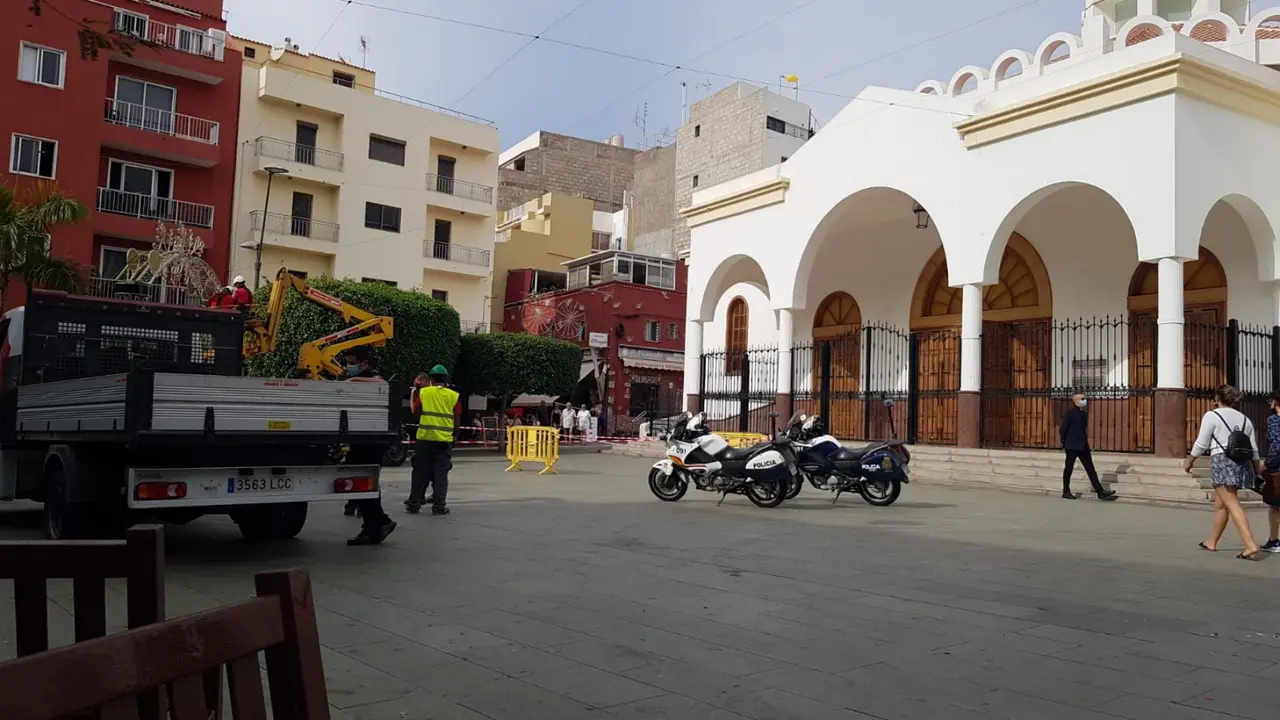 Plaza Los Cristianos Navidad permiso 2617b(1)