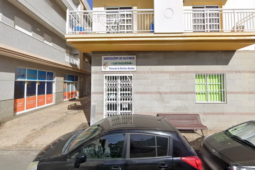 Imagen del Centro de Mayores Las Galletas_Fotor