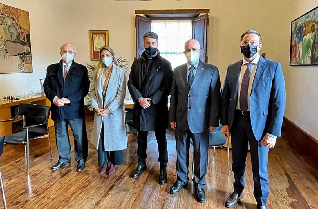 Reuni&oacute;n con el alcalde de La Laguna(1)