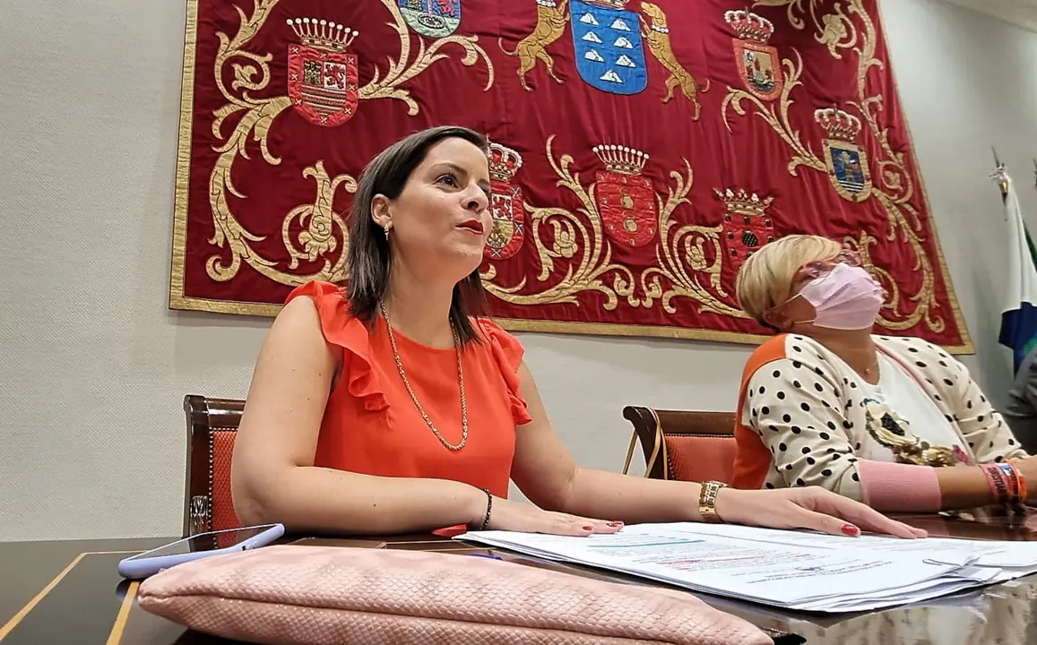 Turismo Yaiza Castilla comisi&oacute;n parlamentaria tres