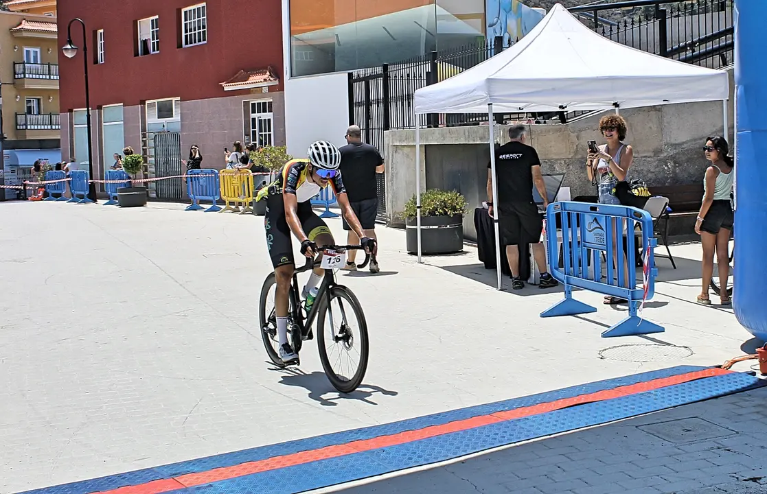 Foto ganador VIII Marcha Cicloturista Stgo del Teide(1)