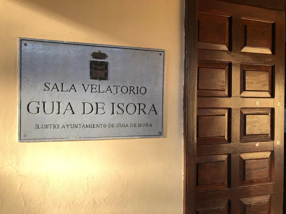 SALA-VELATORIO-GU&Iacute;A(1)