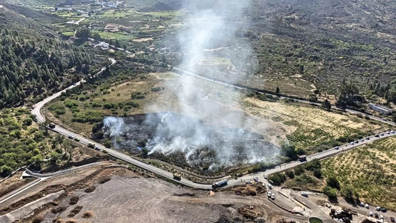 Incendio monte bajo Santiago Teide0(1)
