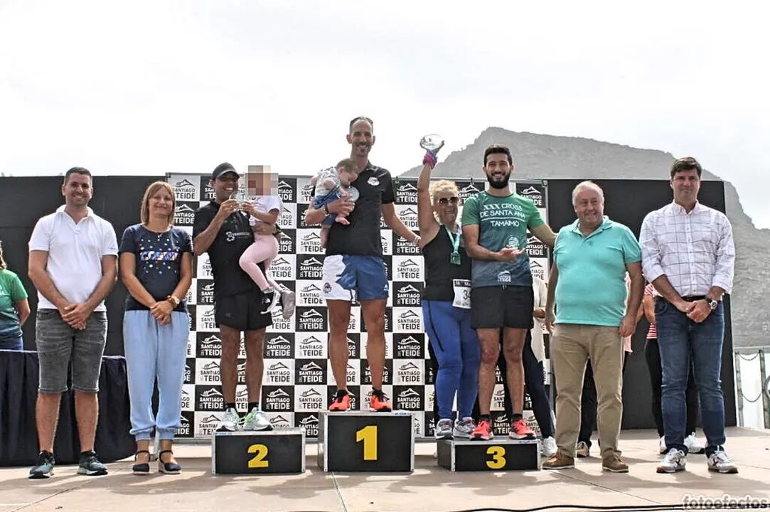 Cross Popular Santa Ana de Tamaimo Podium masculino y femenino local-3(1)
