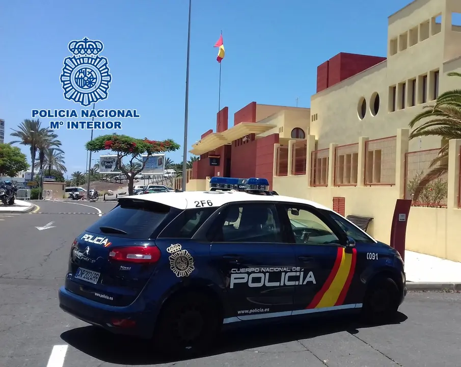 Polic&iacute;a Nacional comisar&iacute;a SUR TFE 5(1)