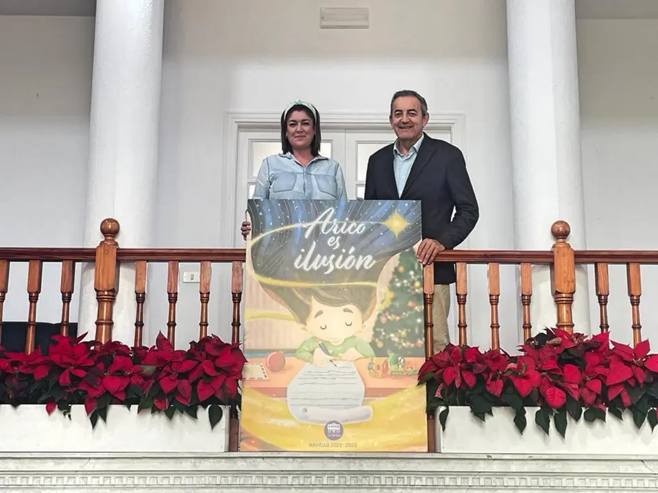 alcalde-sebastian-martin-y-concejala-cultura-y-fiestas-dacil-cano-presentacion(1)