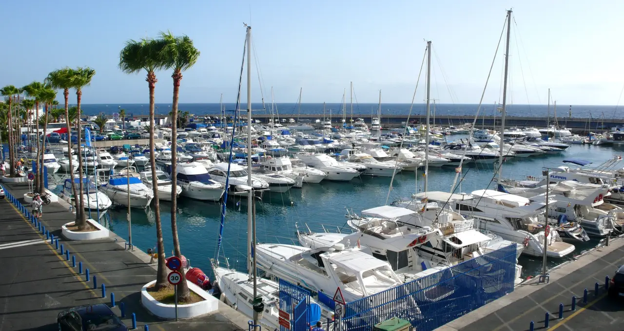 Puerto_Col&oacute;n_Club(1)
