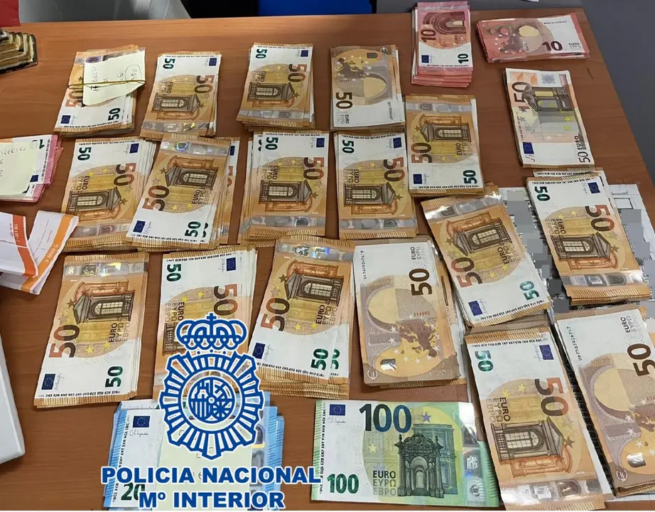 Polic&iacute;a robo dinero Sin t&iacute;tulo(1)
