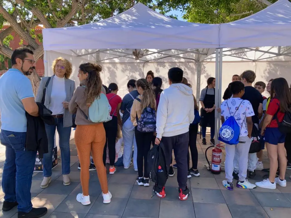 Clari P&eacute;rez, candidata a la Alcad&iacute;a de Arona y Alexis G&oacute;mez, portavoz de Coalici&oacute;n Canaria en el Ayuntamiento de Arona