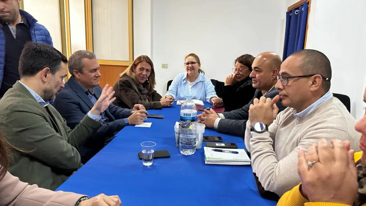 reuni&oacute;n sector taxi granadilla adeje(1)