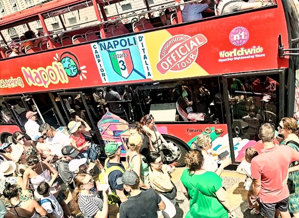 Guagua turistica _124841(1)