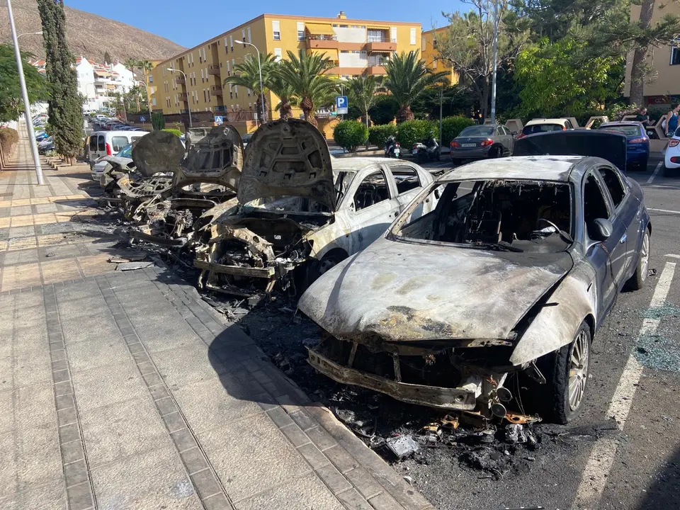 Coches quemados Los Cristianos _7585 2
