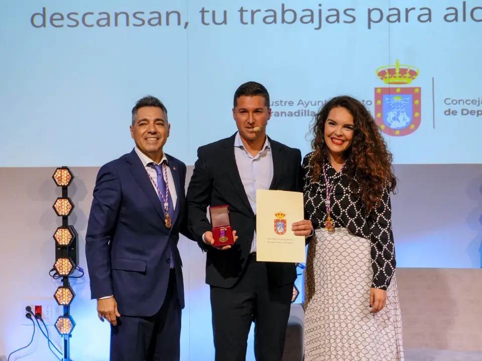 Homenaje a Abi&aacute;n Perdomo Alonso