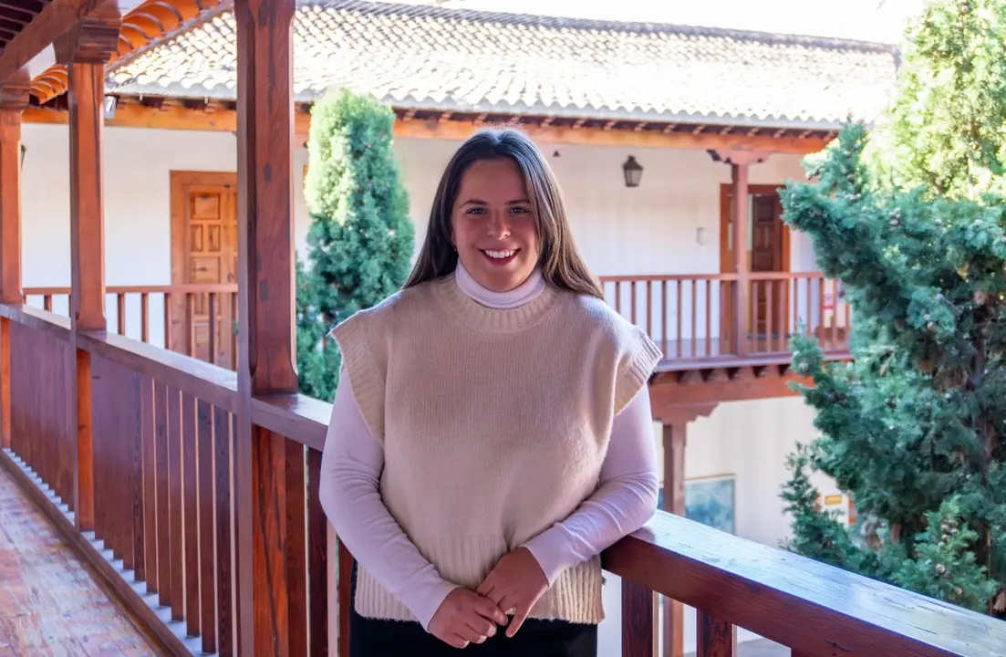 Celia Navil(1)