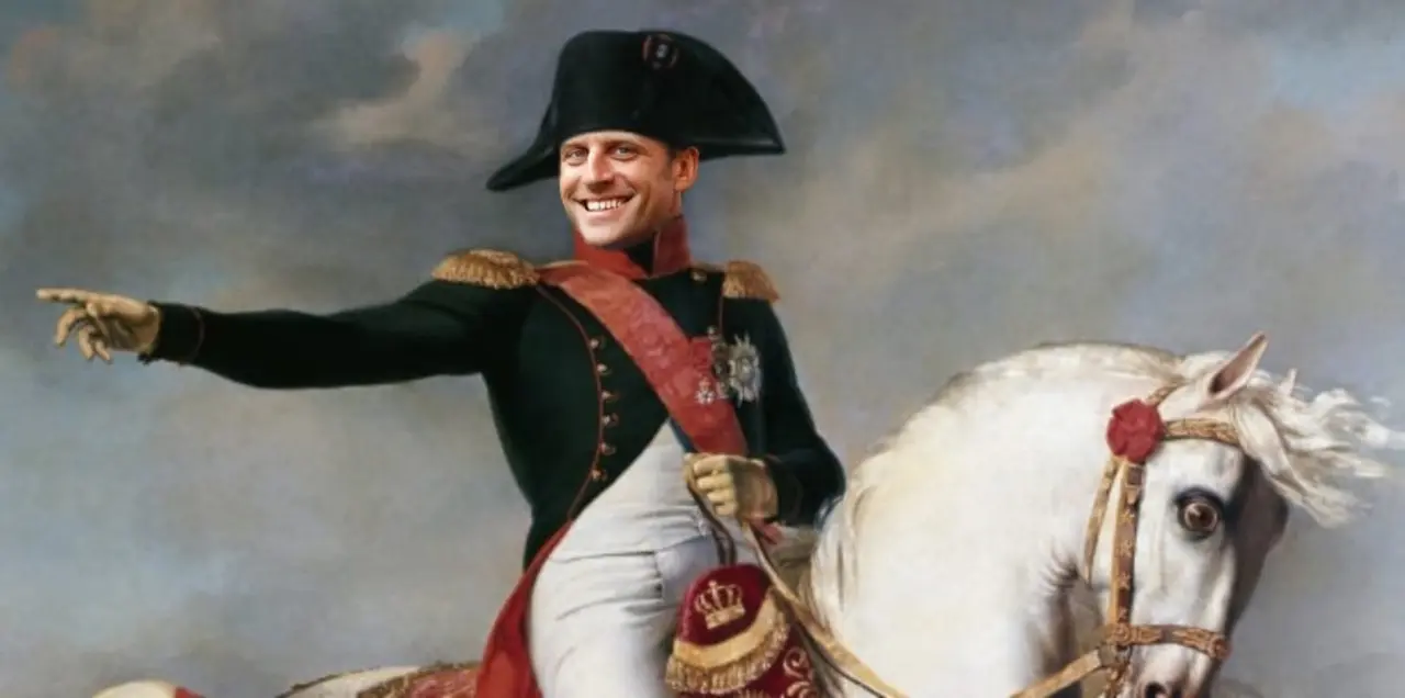emmanuel-macron-Napole&oacute;n