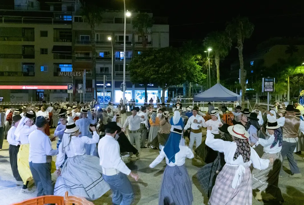 Arona Baile Magos(1)