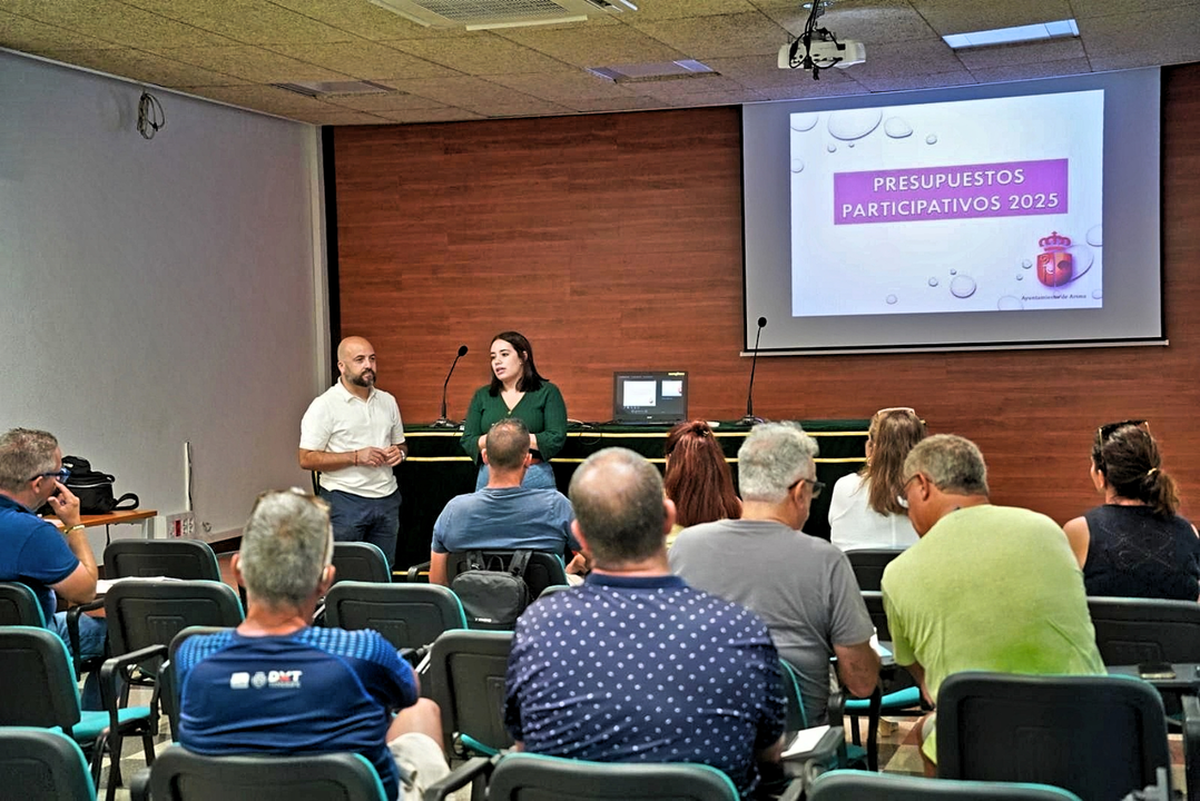 Arona Presupuestos Participativos - Rubens Delgado y Guacimara Tav&iacute;o(1)