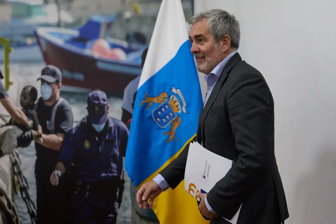 Fernando Clavijo se reuni&oacute; ayer con la comisi&oacute;n interministerial sobre inmigraci&oacute;n.